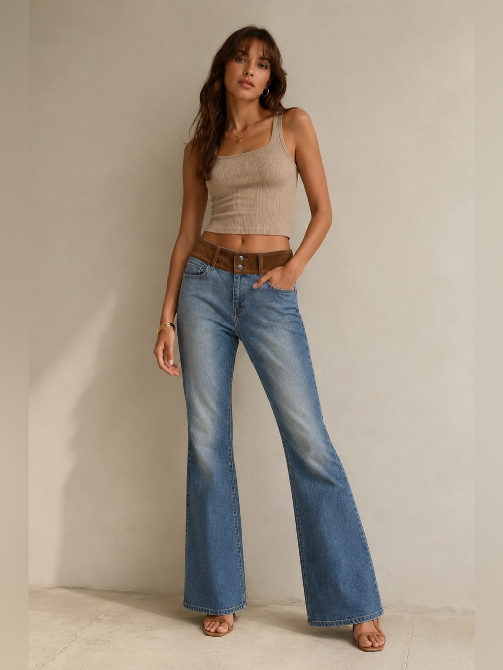 Alice + Olivia Mid-Rise Flare Leg Jeans Size 6 Leather Accents Cotton Wide Leg